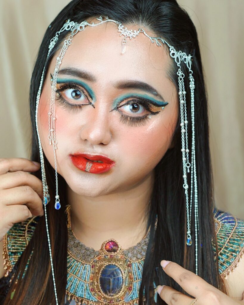 Cleopatra Makeup Look @nurulaoshi
